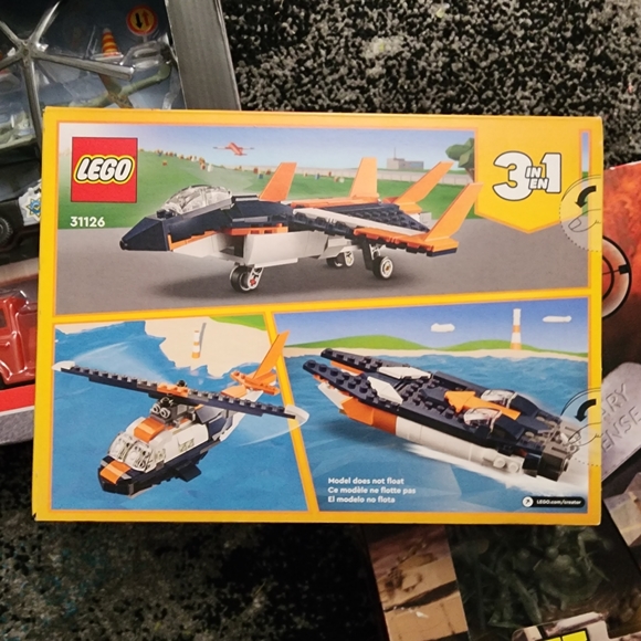 Boys toy bundle- Lego, military and police sets - Picture 9 of 13